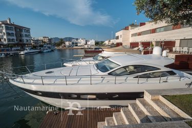 52' Pershing 2006 Yacht For Sale